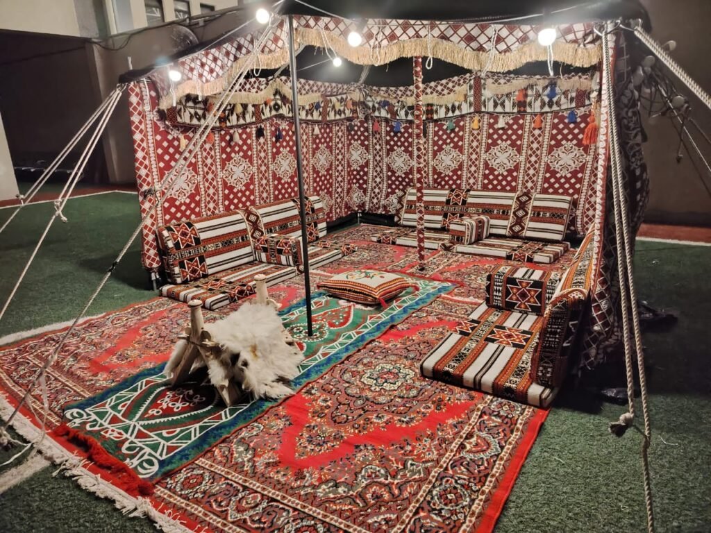 تاجير كنب مرتفع الرياض